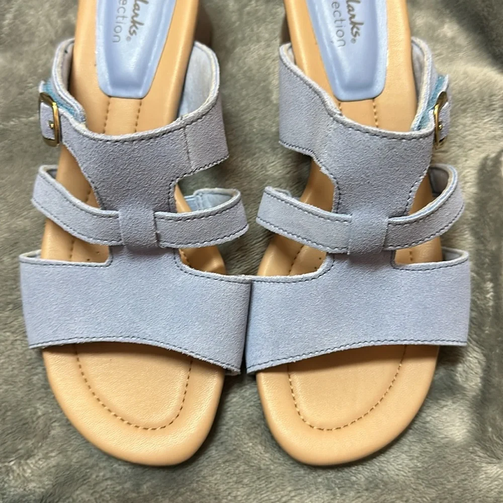 Clarks Desirae Palm Powder Blue Sandals - Picture 2 of 5
